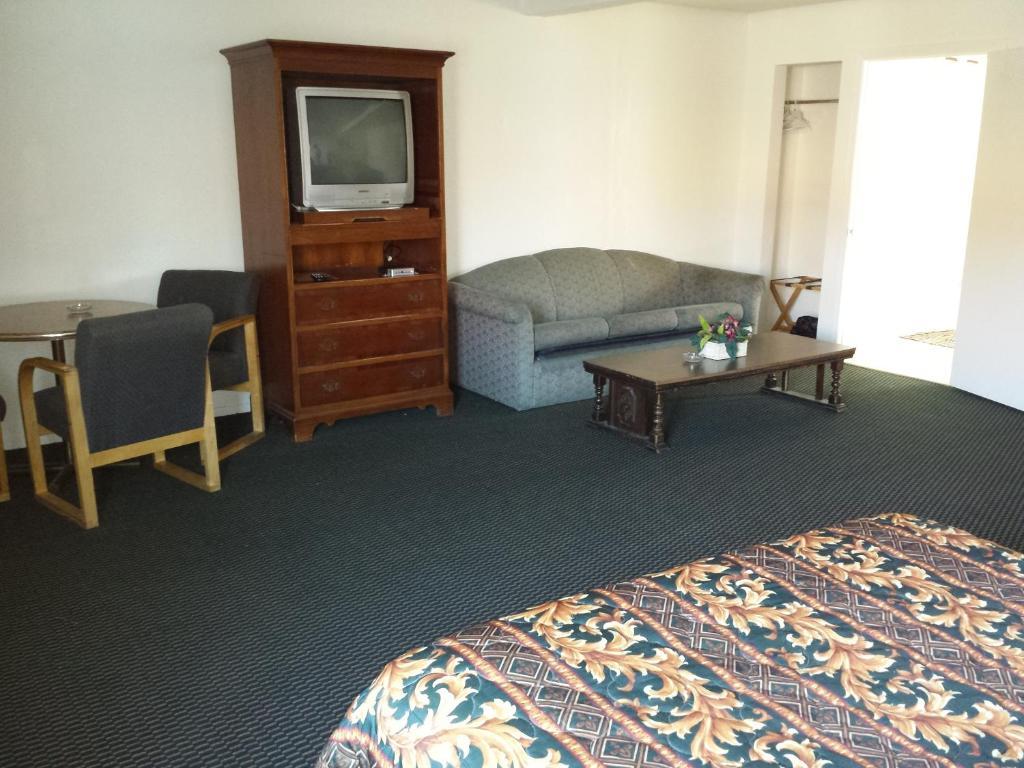 New Kansan Motel Rancho Cucamonga Quarto foto