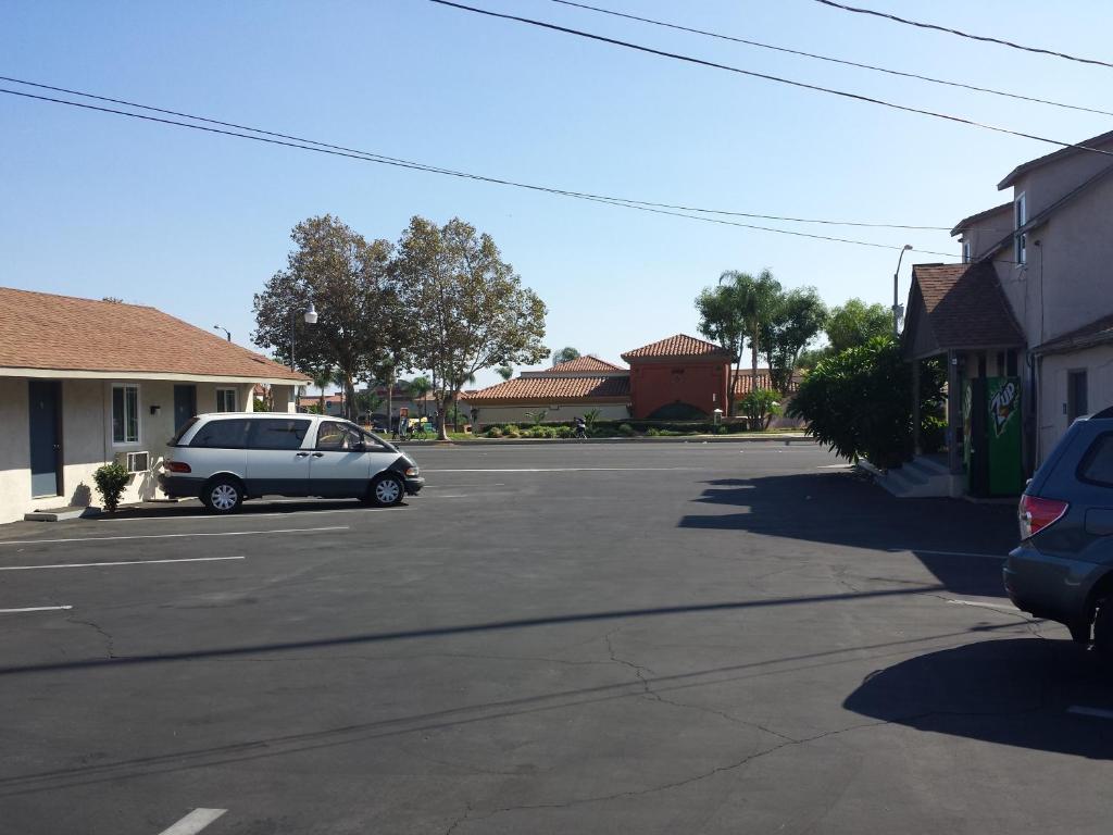 New Kansan Motel Rancho Cucamonga Exterior foto